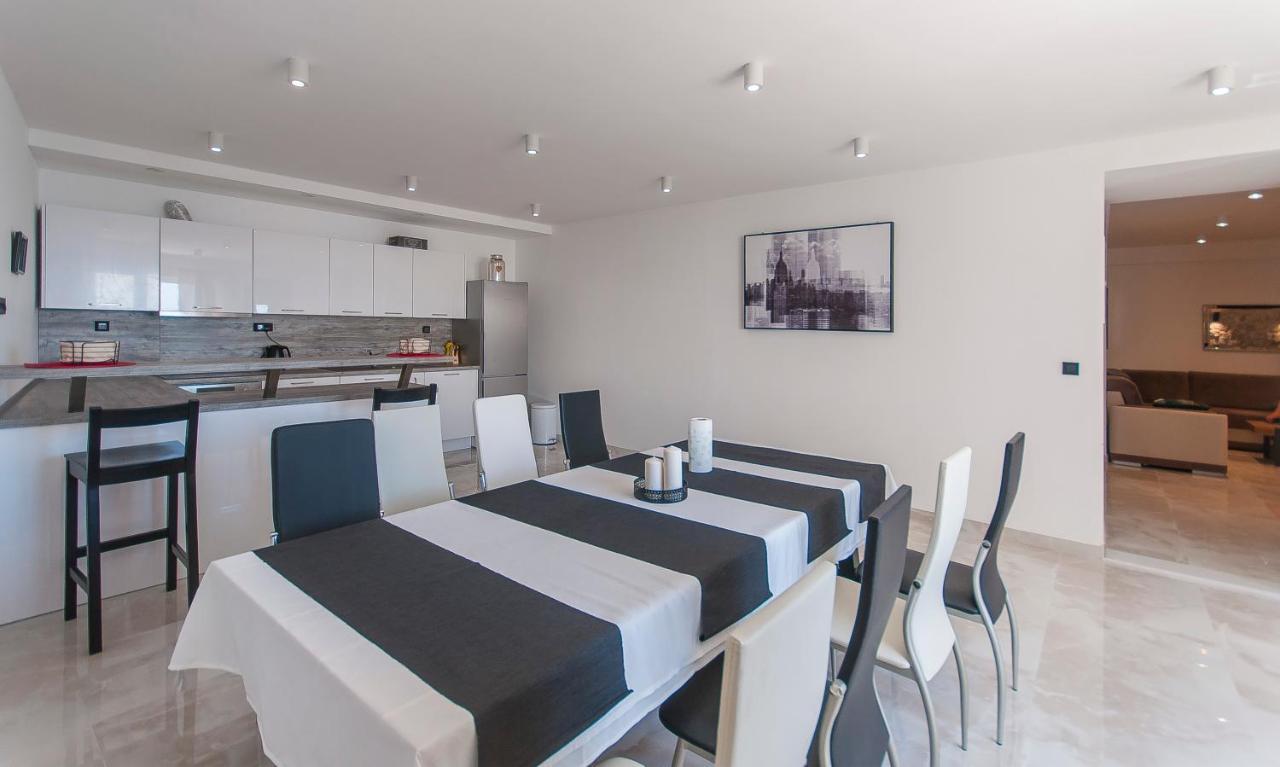 Xxl Villa Vista - Heated Pool Lokva Rogoznica Bagian luar foto